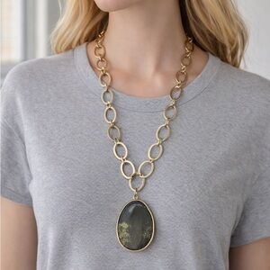 Chico’s Statement Necklace NWT (BR333/3)